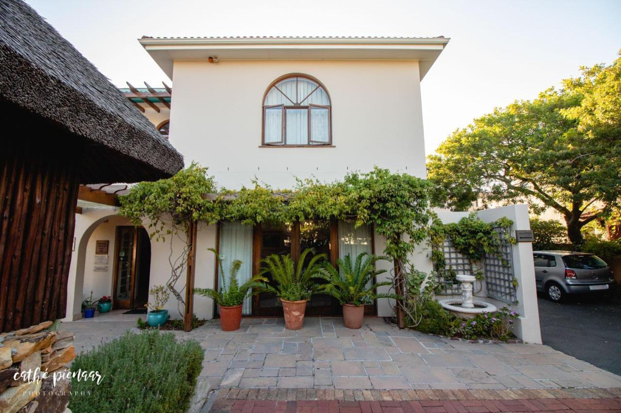 A Tuscan Villa Guest House Fish Hoek Exteriér fotografie