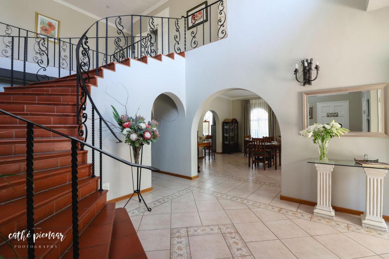 A Tuscan Villa Guest House Fish Hoek Exteriér fotografie